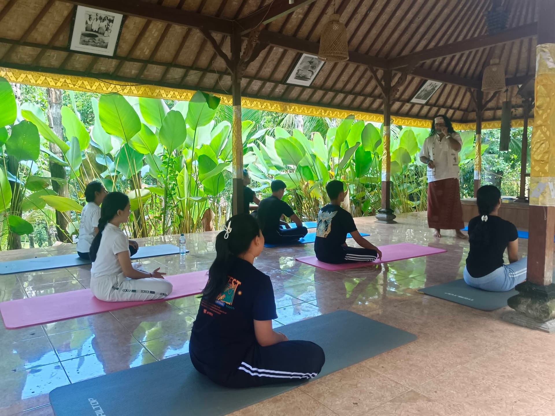 Self Retreat with GuruJi Rasik Varagi
